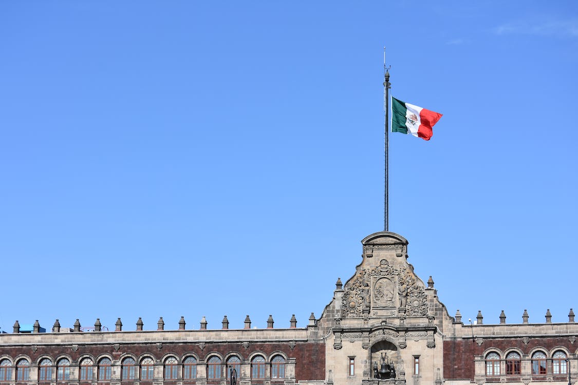 canadian snowbirds mexico